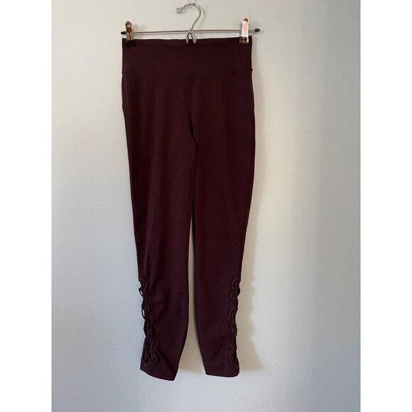 Lululemon Tied To It 7/8 Tight 25" Black Cherry Size 6 Leggings - Picture 5 of 14